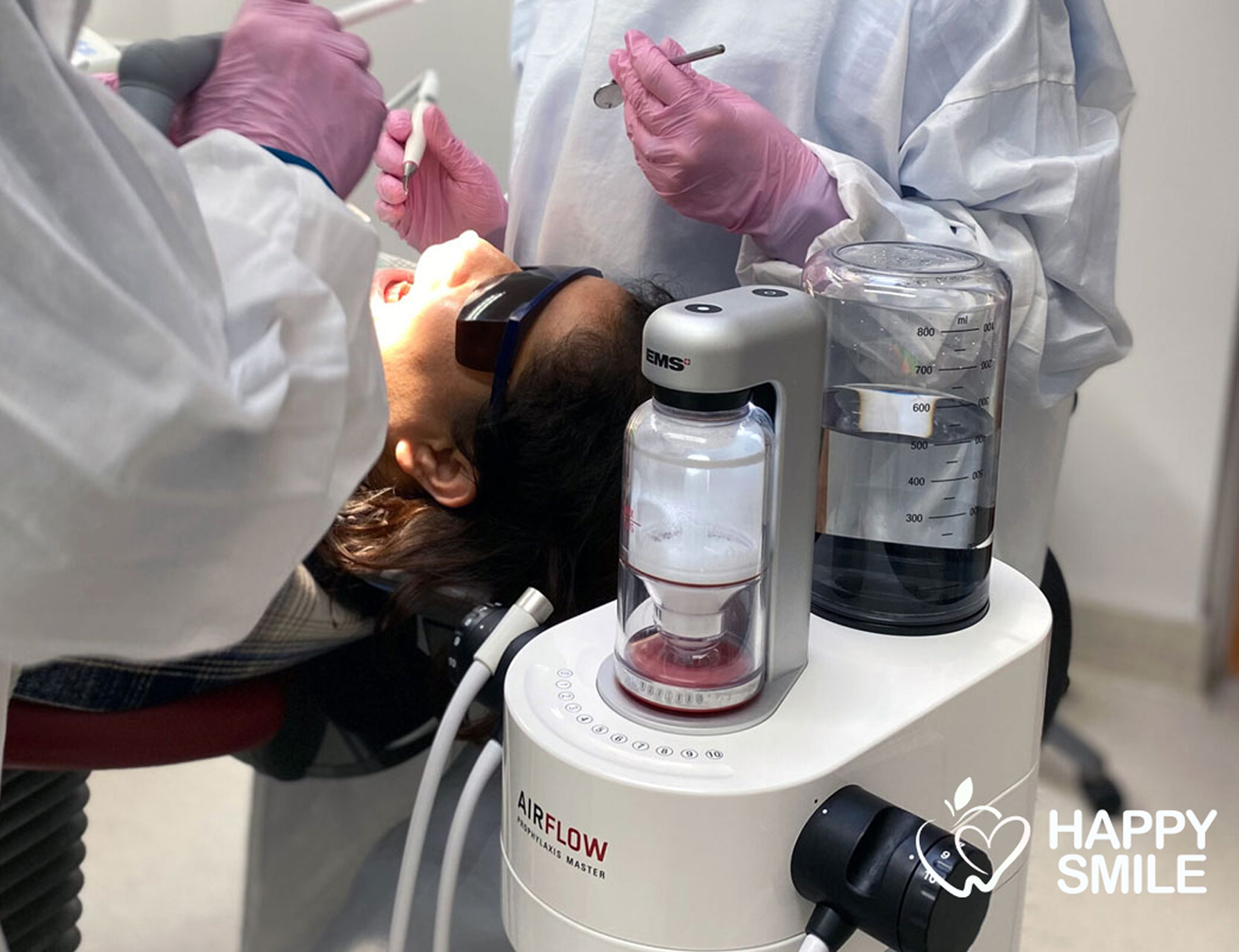 Guided biofilm therapy