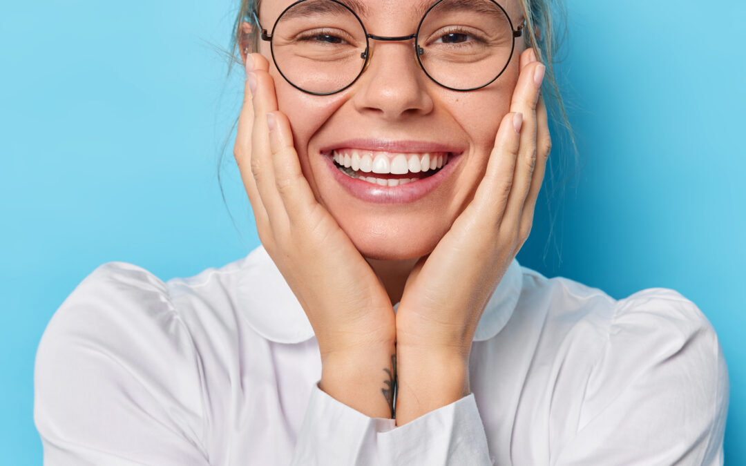 Le sourire éclatant: un indicateur de bien-être général?