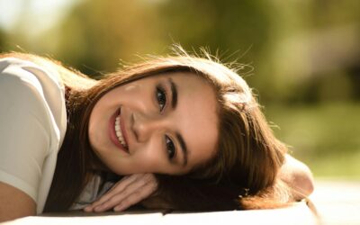 Pose de strass dentaire et détartrage : quand faire quoi ?